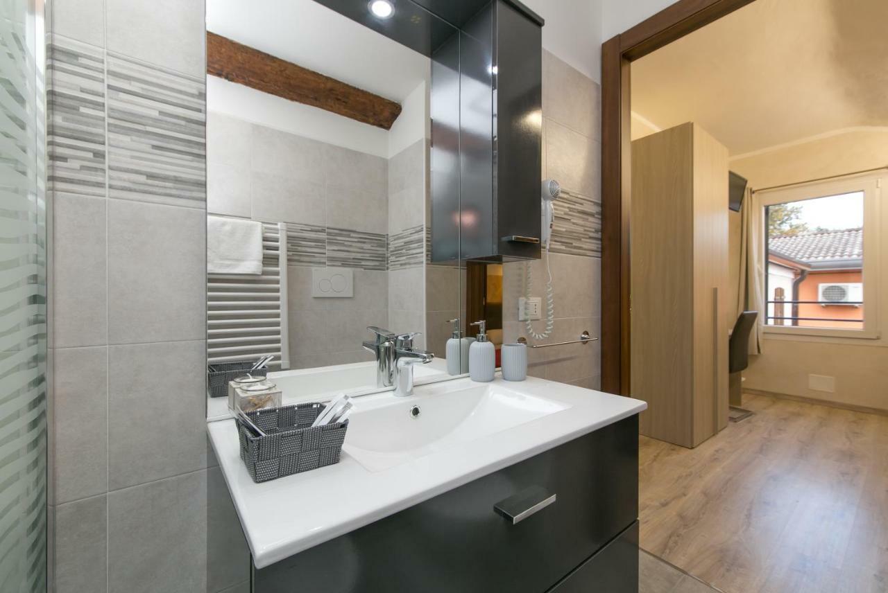 Red Lion Guest House 메스트레 외부 사진