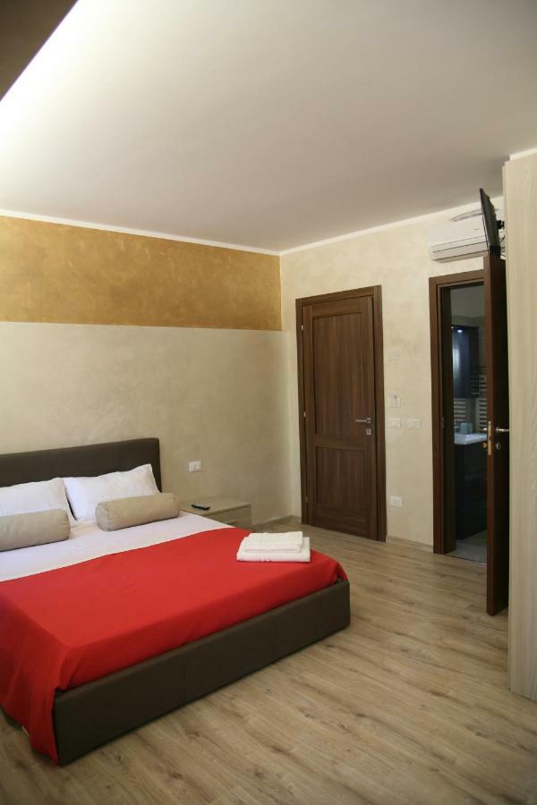 Red Lion Guest House 메스트레 외부 사진